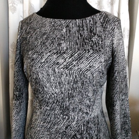3/4 sleeve grommet detail single layer dress main image 1